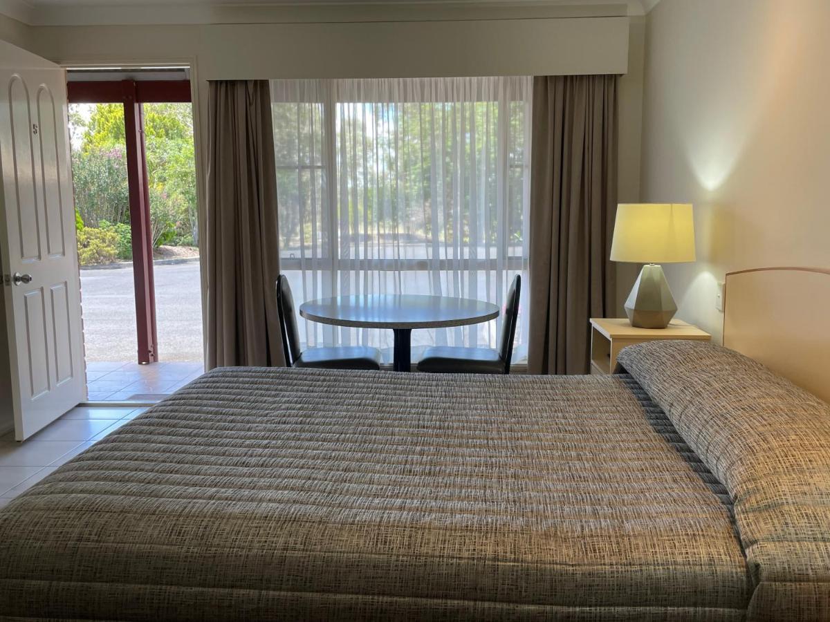 Crows Nest Motel Dış mekan fotoğraf